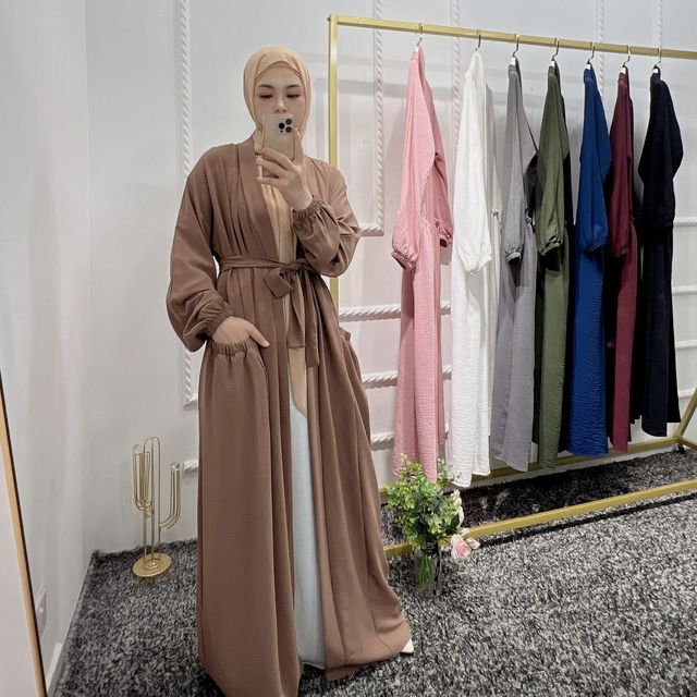 Farah Abaya