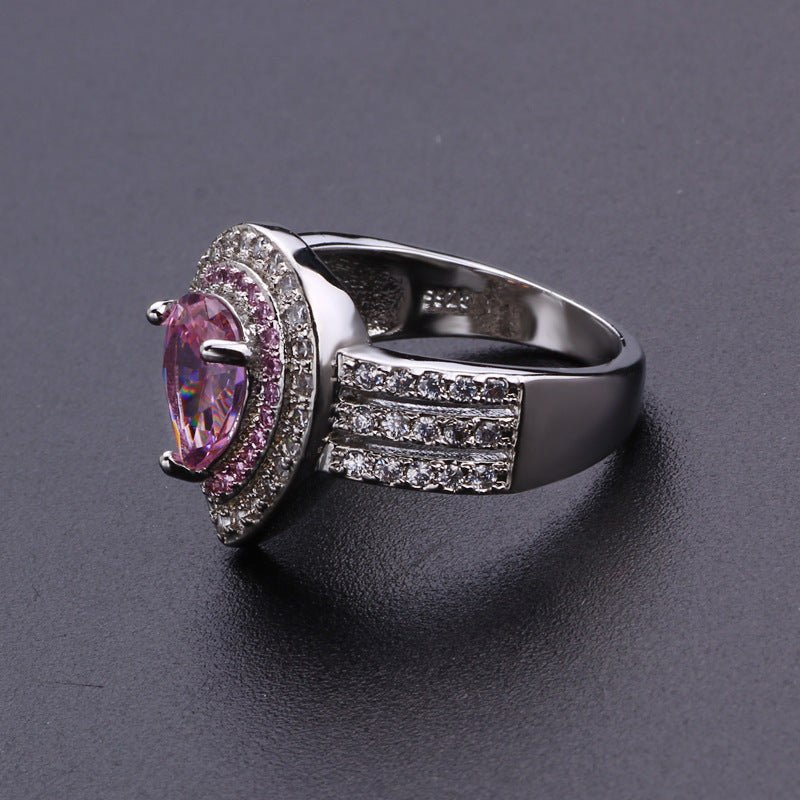 Full Diamond Heart-shaped Ruby Gold-plated Zircon Ladies Ring