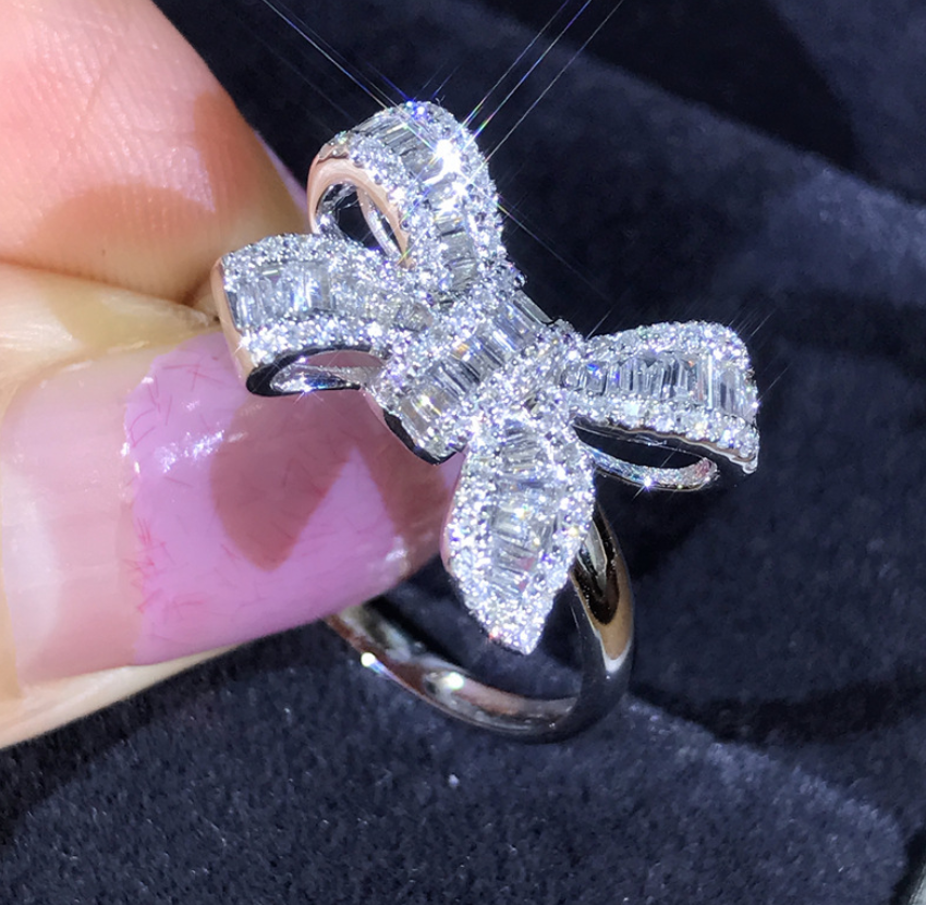 Bow diamond ring